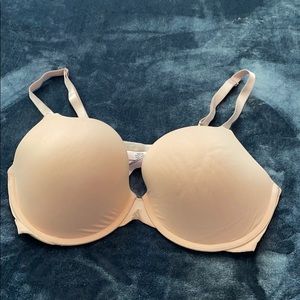 Victoria’s Secret T-Shirt Push Up Bra